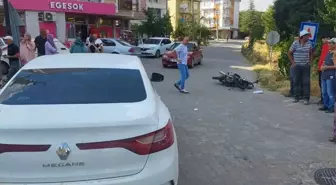 Uşak'ta Otomobilin Motosiklete Çarpması Sonucu 2 Çocuk Ağır Yaralandı