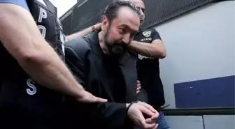 Adnan Oktar'a verilen 8 bin yıllık ceza onandı! Duruşmaya katılan Kedicik, Oktar'ı görünce kendini tutamadı