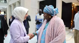 Aile ve Sosyal Hizmetler Bakanı Senegal'de Görüşmelerde Bulundu