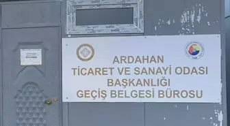 Ardahan'da Çıldır-Aktaş Gümrük Kapısı'nda geçiş belgesi işlemleri tır parkında yapılacak