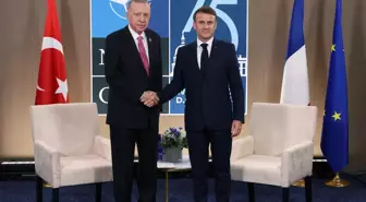 Cumhurbaşkanı Erdoğan, Fransa Cumhurbaşkanı Macron ile Görüştü