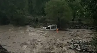 Erzurum'da sağanak nedeniyle meydana gelen heyelan sonucu 1 kişi hayatını kaybetti