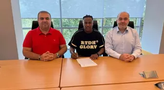 Atakaş Hatayspor, Jonathan Okoronkwo'yu kadrosuna kattı