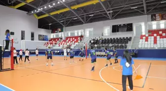 Çubuk'ta 15 Temmuz Demokrasi ve Milli Birlik Günü Voleybol Turnuvası Sona Erdi