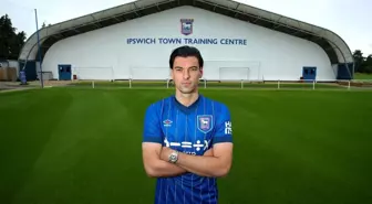 Ipswich Town, Jacob Greaves ile 5 yıllık sözleşme imzaladı