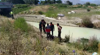 Van'da otomobil su kanalına uçtu: Baba ve bir oğlu hayatını kaybetti