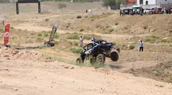 Niğde'de 15 Temmuz Şehitleri Anısına Off-Road Yarışı Düzenlendi