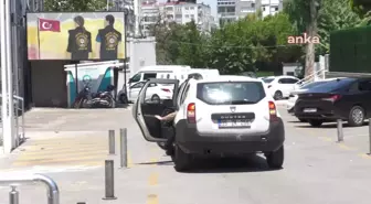 İzmir'de sağanak yağış sonucu elektrik akımına kapılan 2 kişi hayatını kaybetti