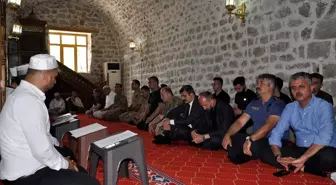 Hakkari'de 15 Temmuz Demokrasi ve Milli Birlik Günü için mevlit okutuldu