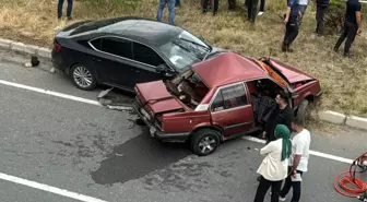 Gümüşhane'de Otomobil Kazası: 2 Ölü, 3 Yaralı