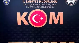 Erzurum'da 1 Milyon 900 Bin TL Değerinde Kaçak Cep Telefonu Ele Geçirildi