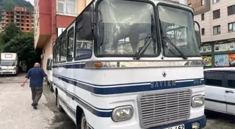 Rize-Artvin-Erzurum Arasında Hizmet Veren 1974 Model Renault Saviem SG2 Minibüs El Değiştirdi