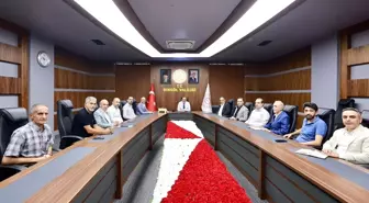 Bingöl Kent Konseyi Başkanı ve Üyeleri Vali'yi Ziyaret Etti