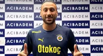 Fenerbahçe'ye transfer olan Cenk Tosun, Beşiktaş'a veda etti