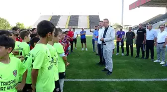 Ak Parti Tavşanlı İlçe Başkanlığı tarafından düzenlenen futbol turnuvası tamamlandı