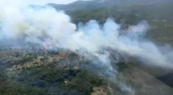 Bursa Orhaneli'de Orman Yangınına Havadan ve Karadan Müdahale