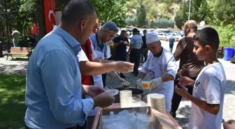 Bursa, Bilecik ve Yalova'da Muharrem Ayı Dolayısıyla Aşure İkram Edildi