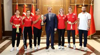 Samsun Valisi Özel Milli Sporcuları Kabul Etti