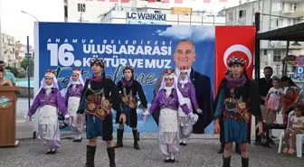 Mersin'de 16. Uluslararası Kültür ve Muz Festivali Başladı