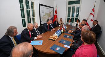 CHP Genel Başkanı Özgür Özel, KKTC'de Halkın Partisi'ni ziyaret etti