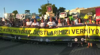 Hayvan Hakları Savunucuları, 'Ötanazi' Öngören Kanun Teklifini Protesto Etti