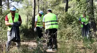 Osmaniye Belediyesi Doğa Temizliği Etkinliğiyle 250 Kilogram Cam Atık Topladı