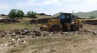 Van'ın Erciş, Çaldıran ve Saray ilçelerinde sağanak sonrası taşkınlar meydana geldi