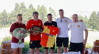 Göztepe'nin Slovenya kampında Dragan Solak'tan destek