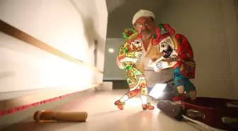 Bursa'da Karagöz ve Hacivat Gölge Oyunu Kursu Yoğun İlgi Görüyor