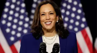 Kamala Harris kimdir? Seçimi kazanırsa ABD tarihinde bir ilke imza atacak