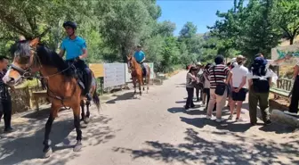 Atlı Jandarma Timleri Ihlara Vadisinde Turistlerin Güvenliğini Sağlıyor