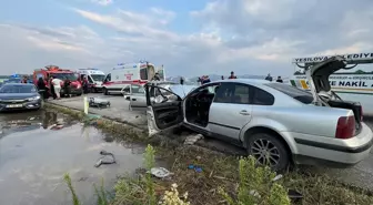 Burdur'da Otomobil Kazası: 1 Ölü, 9 Yaralı