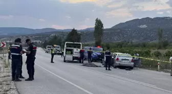 Burdur'da Otomobil Kazası: 2 Ölü, 8 Yaralı