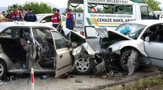 Burdur-Yeşilova Karayolunda Korkunç Kaza: 2 Ölü