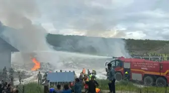 Nepal'de 19 kişiyi taşıyan uçak kalkış sırasında pistten çıktı: 18 ölü