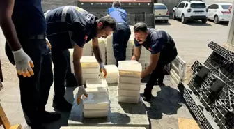 Şanlıurfa'da 5 Ton Bozuk ve Etiketsiz Peynir İmha Edildi