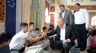 Ağrı Valisi Mustafa Koç, Kuran kurslarında eğitim gören çocuklarla bir araya geldi