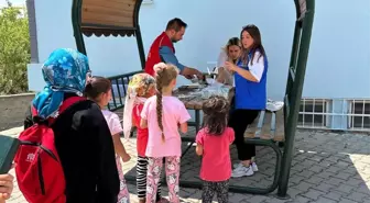 Niğde'de Gençlik Merkezi'nde Öğrencilere ve Ailelere Aşure İkram Edildi