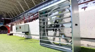 Elazığ Atatürk Stadyumu Çimlerini Serinletme Sistemiyle Koruyor