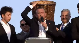 Küfeyi sırtına alan Özgür Özel'den Erdoğan'a erken seçim çağrısı: Biz taşırız