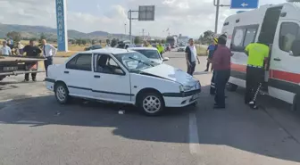 Afyonkarahisar'da Otomobil Çarpışması: 3'ü Çocuk 7 Kişi Yaralandı