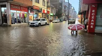 Giresun'un Bulancak ilçesinde sağanak hayatı olumsuz etkiledi