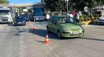 Burdur'da otobüs ve otomobil çarpıştı: 3 kişi yaralandı