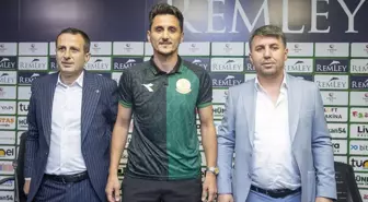 Sakaryaspor, Mustafa Pektemek'i transfer etti