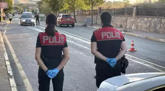 Sultangazi'de Narkotik Uygulaması: 2 Şahıs Yakalandı