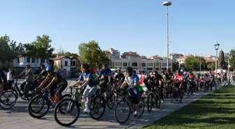 Konya'da Üniversite Öğrencileri Filistin İçin Pedal Çevirdi