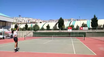 Elazığ'da 18 Yaş Altı Türkiye Tenis Takımlar Şampiyonası Bölgesel Müsabakaları Sonuçlandı