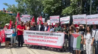 Vatan Partisi Üyeleri İsrail Büyükelçiliği Önünde İsmail Haniye'yi Protesto Etti