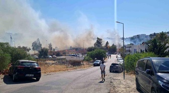 Bodrum'da çıkan yangın vatandaşlar ve itfaiye tarafından söndürüldü