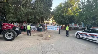 Gaziantep'te Traktör Sürücülerine Trafik Güvenliği Eğitimi Verildi